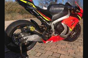Carenado Racing Pintado Suzuki Gsxr 1000 2017 - 2019 + cubre deposito, tornillos, tornillos rapidos - MXPCRV11886