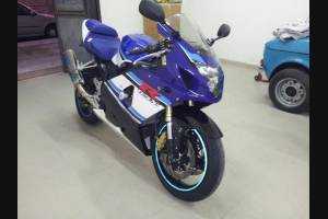 Painted street fairings in abs compatible with Suzuki Gsxr 600/750 2004 - 2005 - MXPCAV1626