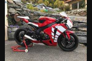 carenado barnizado Honda Cbr 1000 2008 - 2011 + cubre deposito, tornillos, tornillos rapidos MXPCRV12433