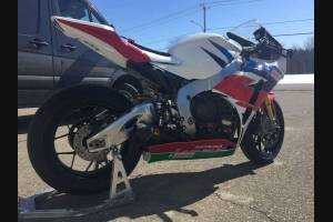 carenado barnizado Honda Cbr 1000 2012 - 2016 tornillos rapidos gratisMXPCRV12437