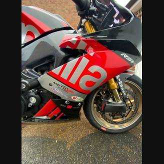 Lackierte Rennverkleidung Aprilia RSV4 2015 - 2020 - MXPCRV12316