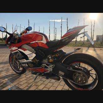 Painted street fairings in abs compatible with Ducati Panigale V4 V4S for Akrapovic exhaust - MXPCAV11947