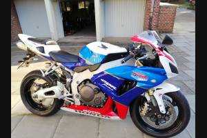 Painted street fairings in abs compatible with Honda Cbr 1000 2006 - 2007 - MXPCAV5500