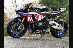 Carénages peinture Yamaha R1 2015 - 2018 YAMR17 MC19