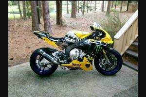 Lackierte Rennverkleidung Yamaha R1 2015 - 2019 - MXPCRV6921