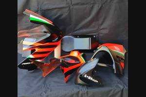 Verkleidungen race Lackiert Aprilia RSV4 2015 - 2020 Fluo matt finish - MXPCRV11898