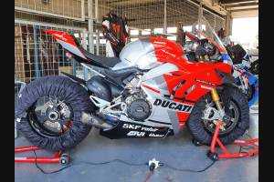 Lackierte Rennverkleidung Ducati Panigale V4 V4S 2020 + Schrauben, Schnellverschlüsse - MXPCRV12773