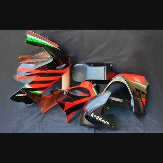 Lackierte Rennverkleidung Aprilia RSV4 2015 - 2020 + Schrauben, Schnellverschlüsse - MXPCRV11790