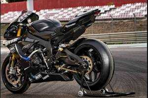 Lackierte Rennverkleidung Yamaha R1 2020 + Schrauben, Schnellverschlüsse -MXPCRV12770