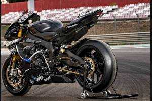 Lackierte Rennverkleidung Yamaha R1 2015 - 2019 + Schrauben, Schnellverschlüsse -MXPCRV12871
