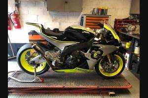 Lackierte Rennverkleidung Aprilia RSV4 2015 - 2020 - MXPCRV12386
