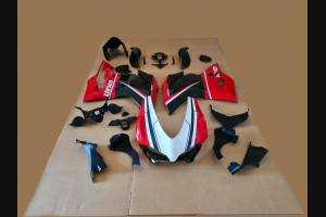 Carene stradali in abs verniciate compatibili con Ducati 1299 Panigale - MXPCAV12735