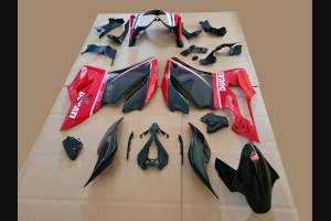 Carene stradali in abs verniciate compatibili con Ducati 1299 Panigale - MXPCAV12735