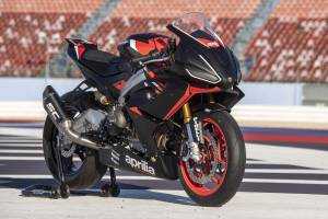 Lackierte Rennverkleidung Aprilia RS 660 2020 - 2021 - MXPCRV13910