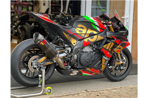 Painted Race Fairings Aprilia RSV4 2015 - 2020 - MXPCRV12762