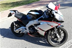 Carenage en abs pour la roue avec peinture compatible avec Aprilia RS4 125 2012 - 2017 - MXPCAV14242