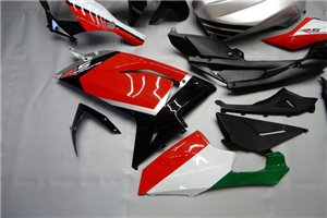 Carene stradali in abs verniciate compatibili con Aprilia RS 125 2006 - 2010 - MXPCAV14238