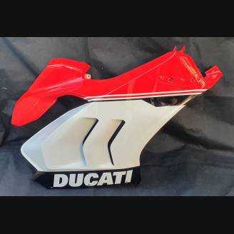 Carene stradali in abs verniciate per Ducati Panigale V4 V4S per scarico Akrapovic 2020 - 2021 - MXPCAV12786