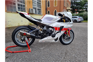 Carene Racing Verniciate Yamaha R1 2020 - 2022 + viti, ganci rapidi - MXPCRV14811