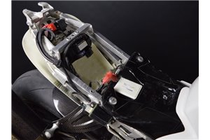 Race-Paket fur Aprilia RSV4 2015 - 2020 : Verkleidungen + Schnellverschluss + Screws + Verkleidunghalter vorne - MXPCRD11614
