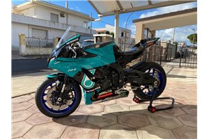 Lackierte Rennverkleidung Yamaha R1 2020 - 2022 - MXPCRV12846