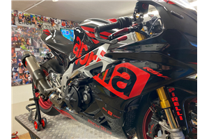 Aprilia RSV4 2015 - 2020 Verkleidungen Lackiert + Schrauben, Schnellverschlüsse MXPCRV14321