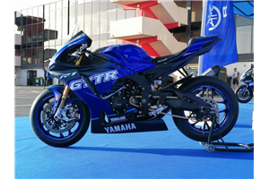 Lackierte Rennverkleidung Yamaha R1 2020 - 2023 - MXPCRV16890