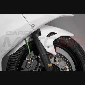 Front fender 