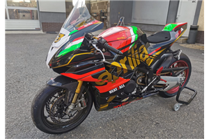 Lackierte Rennverkleidung Aprilia RSV4 2021 - 2024 - MXPCRV17714