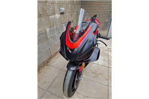Lackierte Rennverkleidung Aprilia RSV4 2021 - 2024 - MXPCRV17715