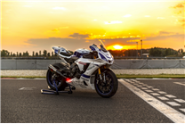 Painted Race Fairings Yamaha R1 2020 - 2024 - MXPCRV17717