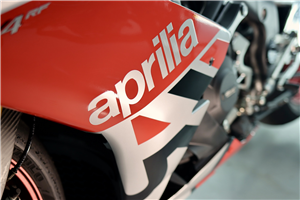 Carene stradali in abs verniciate compatibili con Aprilia RSV4 2015 - 2020 - MXPCAV13938
