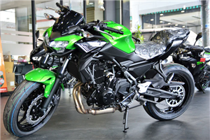 Painted street fairings in abs compatible with Kawasaki Z650 2020 - 2023 - MXPCAV17899