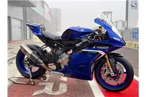 Painted Race Fairings Yamaha Yamaha R9 2025 - MXPCRV18034