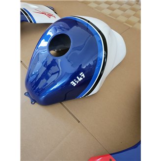 Je donne des pièces de carénage pour Suzuki GSXR 1300 Hayabusa 1997–2007 comme sur la photo - MXPCAV18248