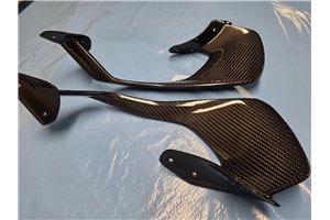 Right and left carbon fiber winglets for Yamaha R1 2020 - 2025 - MXPCCB16744