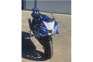 Painted Race Fairings Yamaha Yamaha R9 2025 - MXPCRV18841