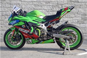 Lackierte Rennverkleidung Kawasaki Ninja ZX4-R 2024 - 2026 - MXPCRV18961