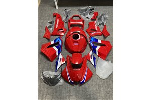 Carene stradali in abs verniciate compatibili con Honda CBR 600 RR 2024 - 2026 - MXPCAV18370