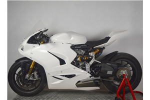 Ducati Panigale 955 V2 2020 - 2024 sin guardabarros Racing Escape bajo como se muestra en la foto - MXPCRD17612
