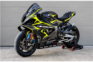 Lackierte Racing-Verkleidung für BMW M 1000 RR 2025–2026 + Tankabdeckung + Flügel Rechts und Links - MXPCRV19604