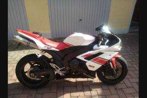 Painted street fairings in abs compatible with Yamaha R1 2007 - 2008 - MXPCAV4589