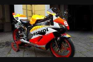 Carenage en abs pour la roue avec peinture compatible avec Honda Cbr 1000 2004 - 2005 - MXPCAV5573