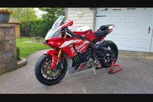 Lackierte Rennverkleidung Yamaha R1 2015 - 2019 - MXPCRV5794