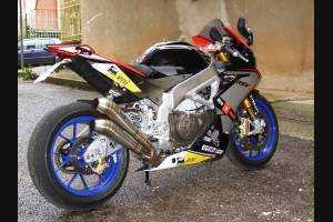 Painted street fairings in abs compatible with Aprilia RSV4 2009 - 2014 - MXPCAV5831