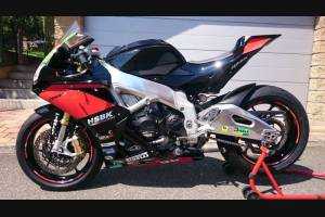 Lackierte Rennverkleidung Aprilia RSV4 2009 - 2014 - MXPCRV6091