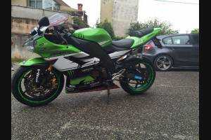 Painted street fairings in abs compatible with Kawasaki ZX10R 2004 - 2005 - MXPCAV6888