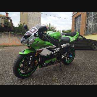 Painted street fairings in abs compatible with Kawasaki ZX10R 2004 - 2005 - MXPCAV6888